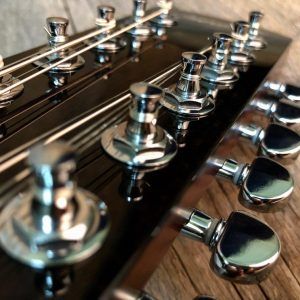 Dreadnought SG12-52-E